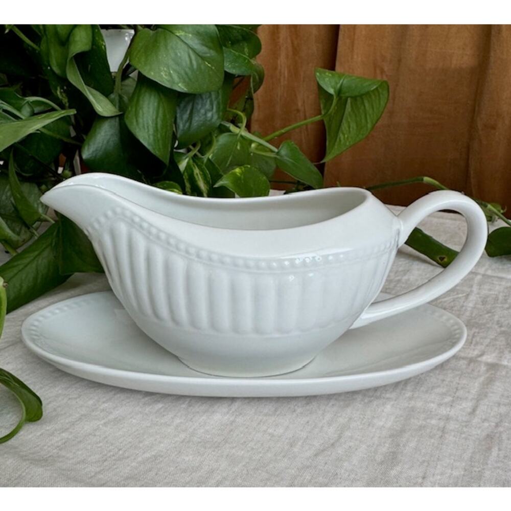 Gravy Boat Athena by Onieda